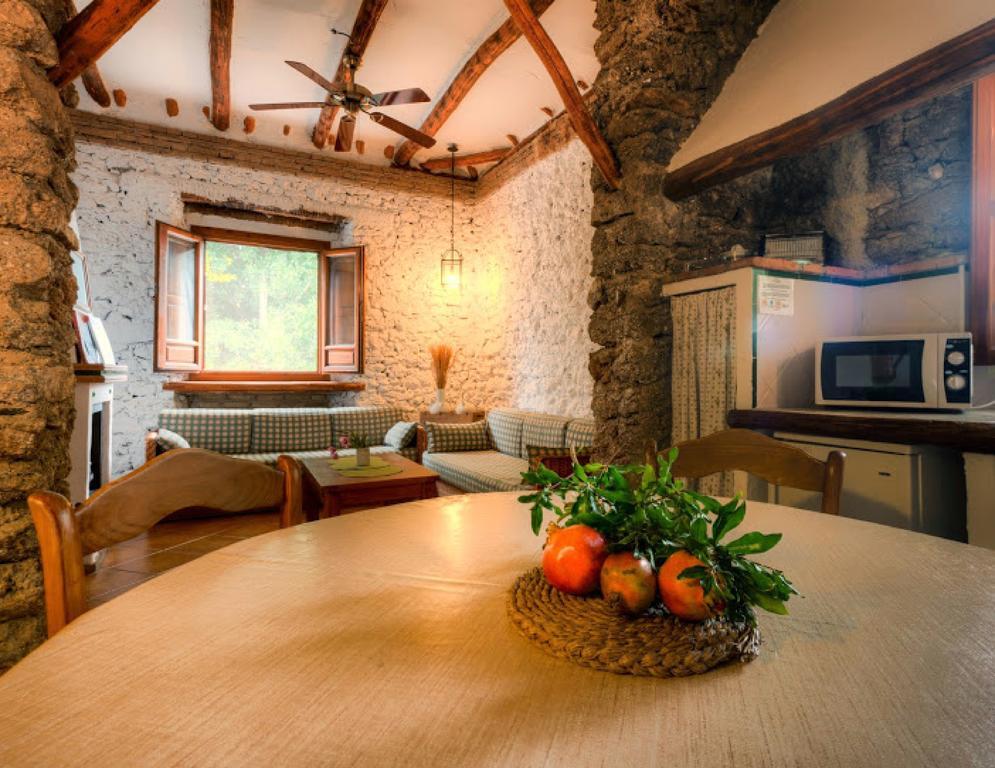 Cortijo Balzain Apartamento La Zubia  Quarto foto